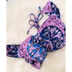 Victoria’s Secret Ruffle Shoulder Bikini Top✨